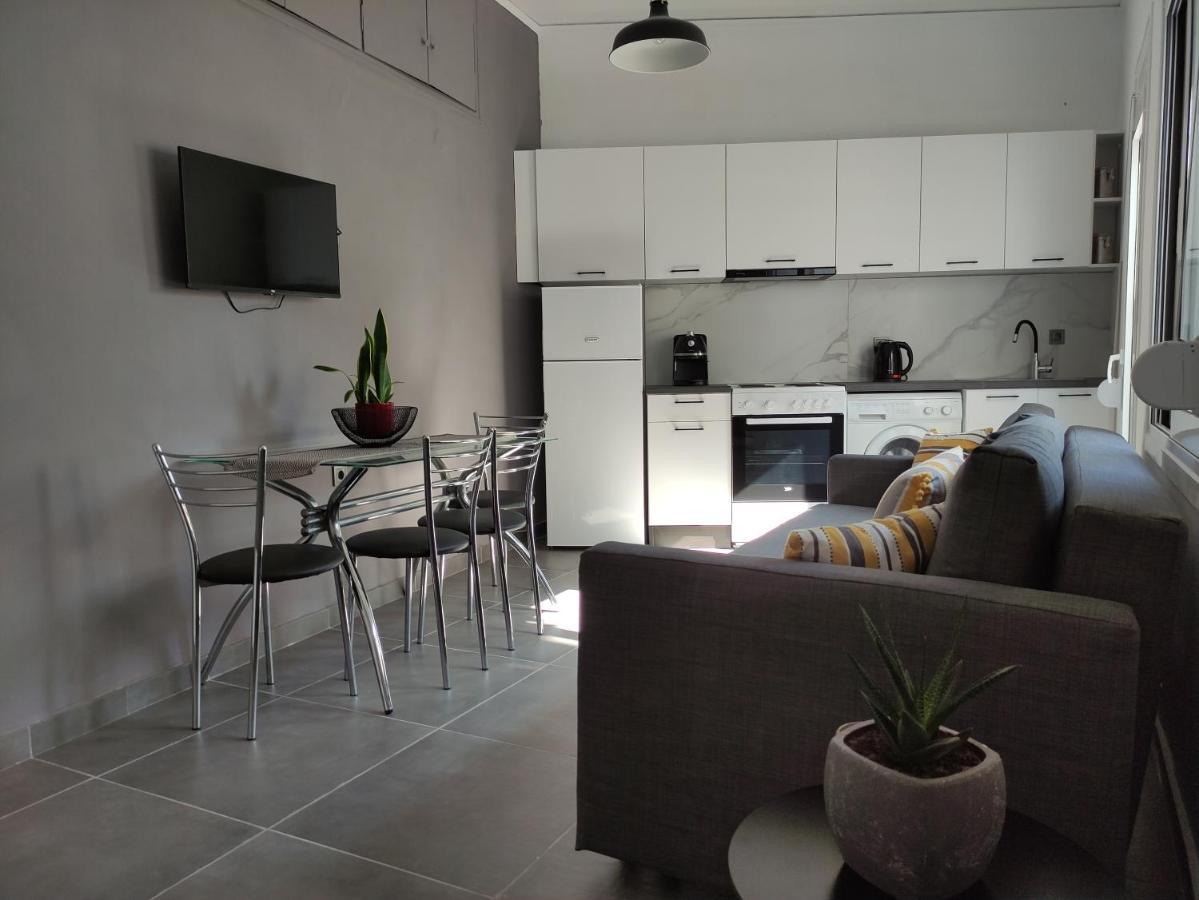 Karavela Street Apartment Превеза Экстерьер фото