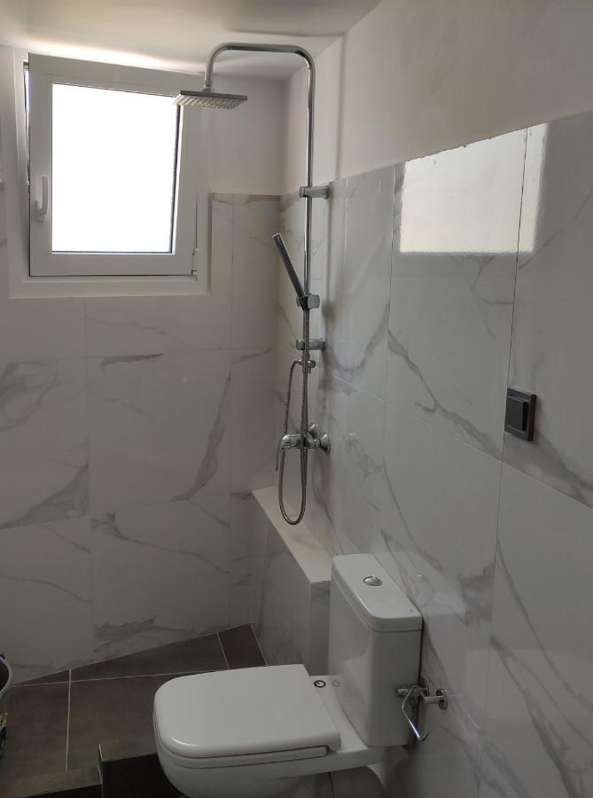 Karavela Street Apartment Превеза Экстерьер фото